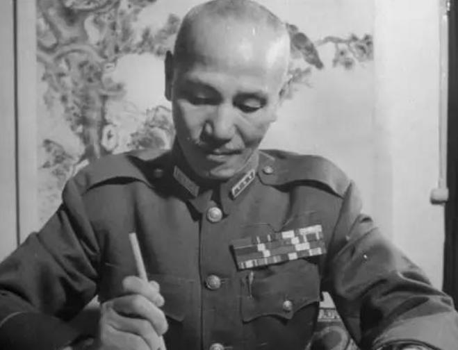 孙中山女儿晚年生活凄惨,拒蒋介石帮助后给*小平邓**写信:希望照顾