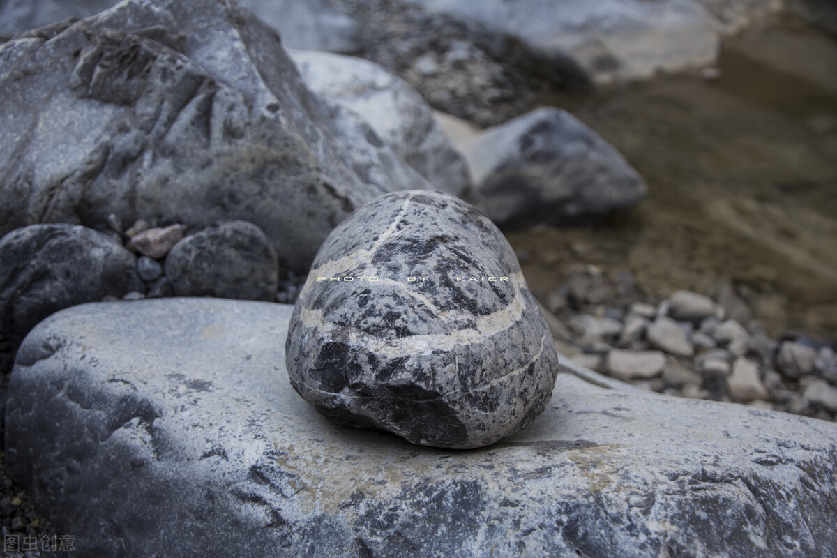 有味道的石头是什么,有味道的石头是做什么的