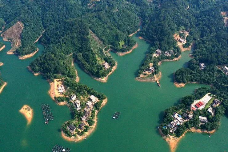 中国旅游地理桂林漓江主要风景区,梧州交通旅游地图