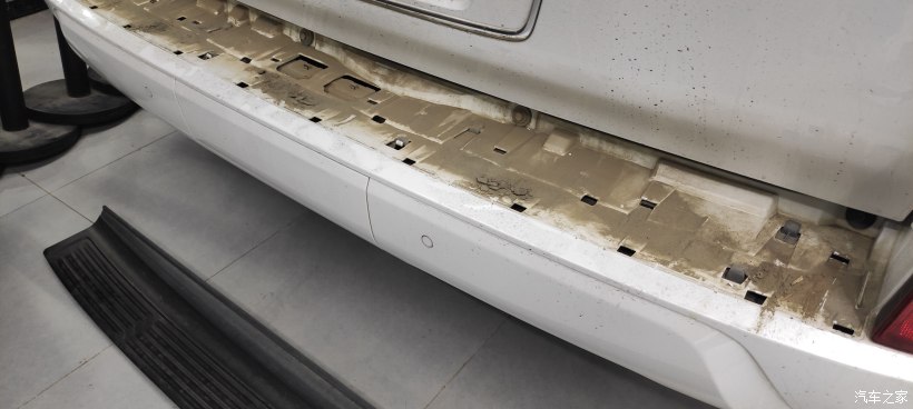 雷克萨斯lx570巅峰限量版越野改装,雷克萨斯LX570内饰改装套件