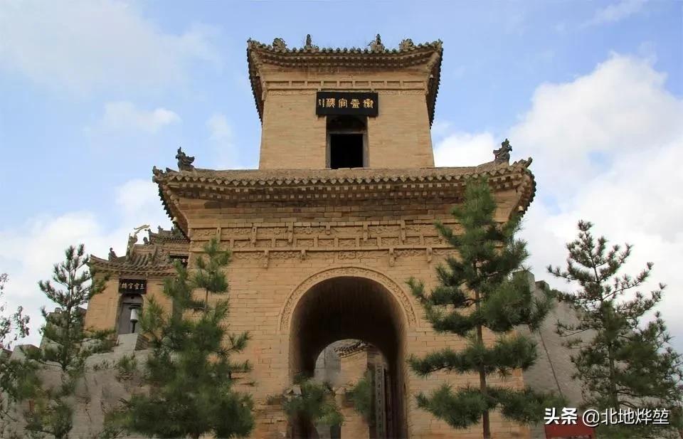 古建筑之美之徽派老砖雕,砖雕屋脊明清老式