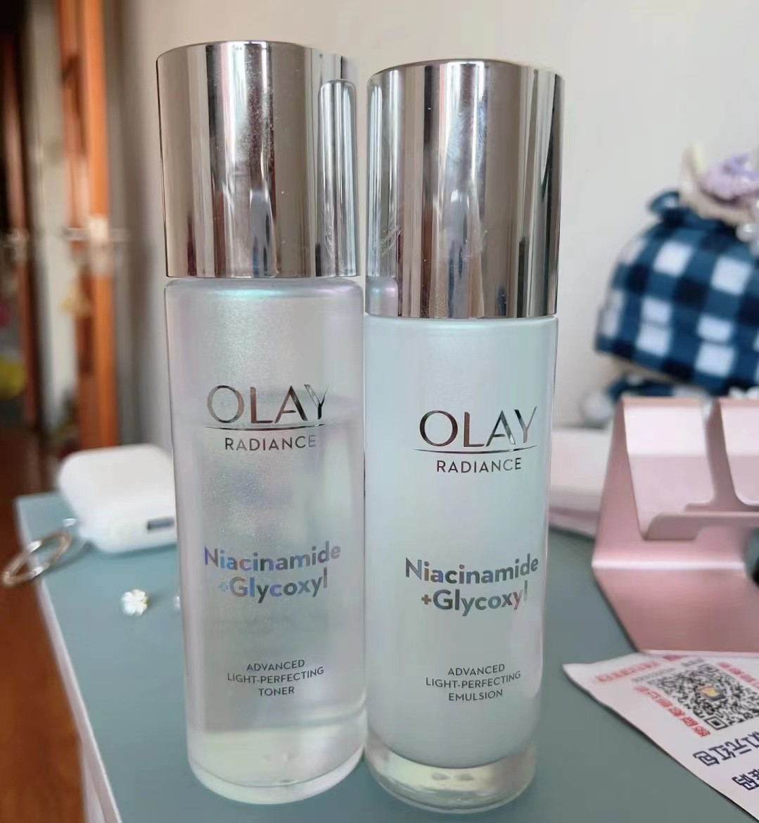 水乳测评olay淡斑特护小白瓶,olay超抗美白水乳测评