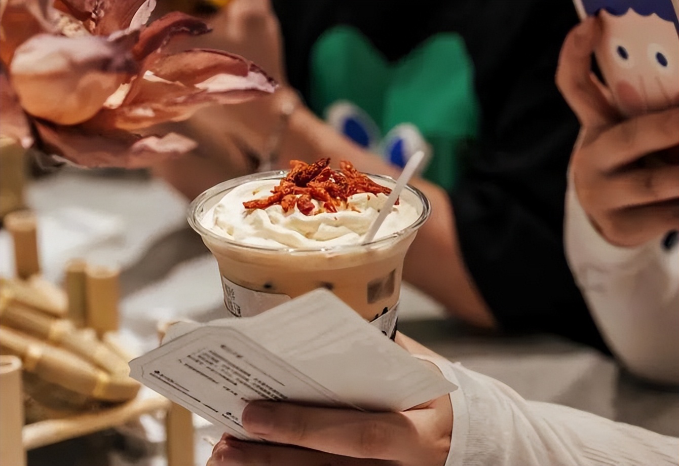 熊猫星厨2019年度餐饮创新服务商,餐饮零售化选推熊猫星厨