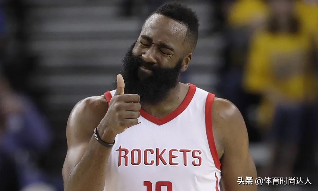 哈登出席典礼,哈登参加活动服装