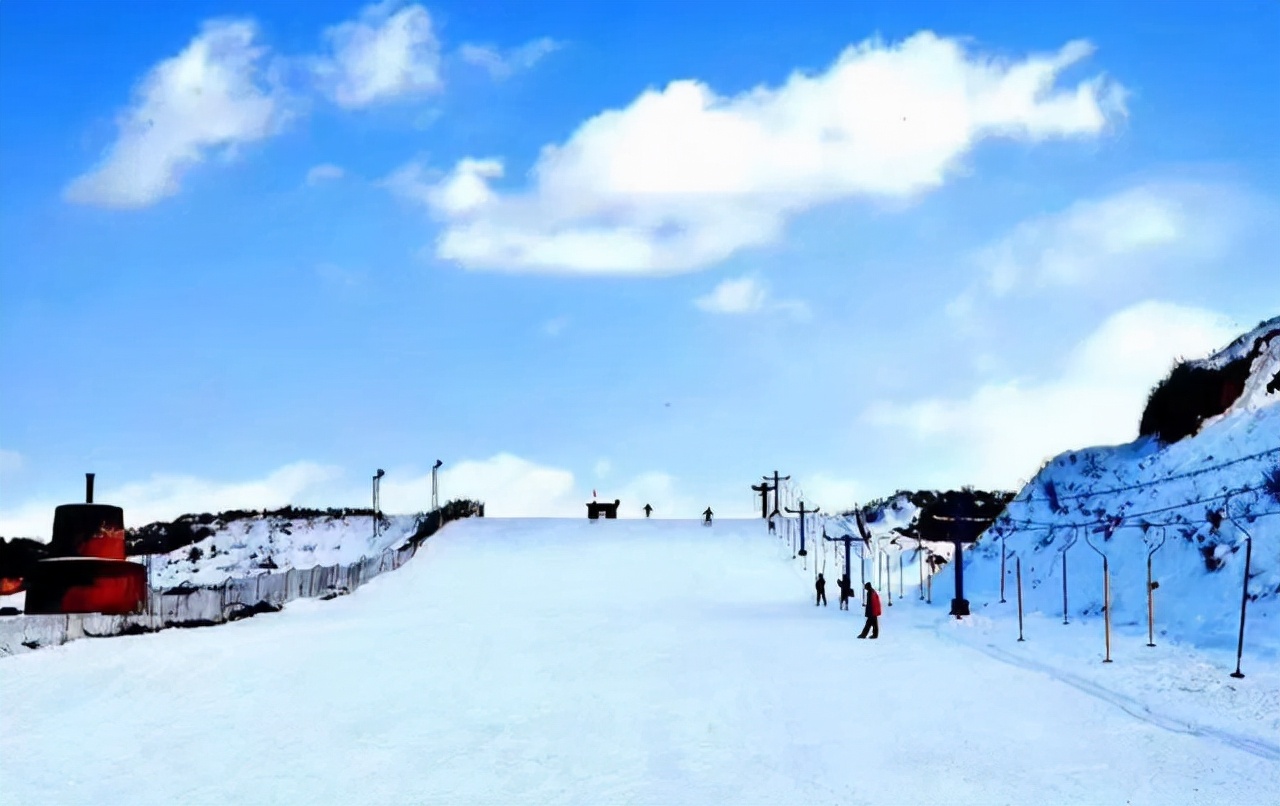太原哪里有特别大的滑雪场,太原采薇滑雪场门票多少钱