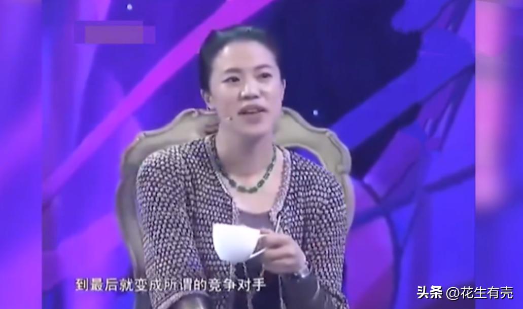 王楠李晓霞张怡宁是同一时期吗,王楠张怡宁乒乓球谁更厉害