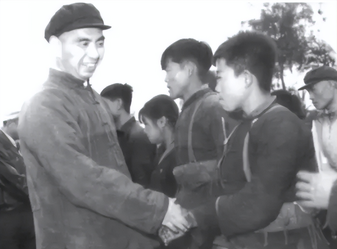 杨勇儿子披露：父亲晚年经常梦到毛主席，梦中高呼‘毛主席万岁’