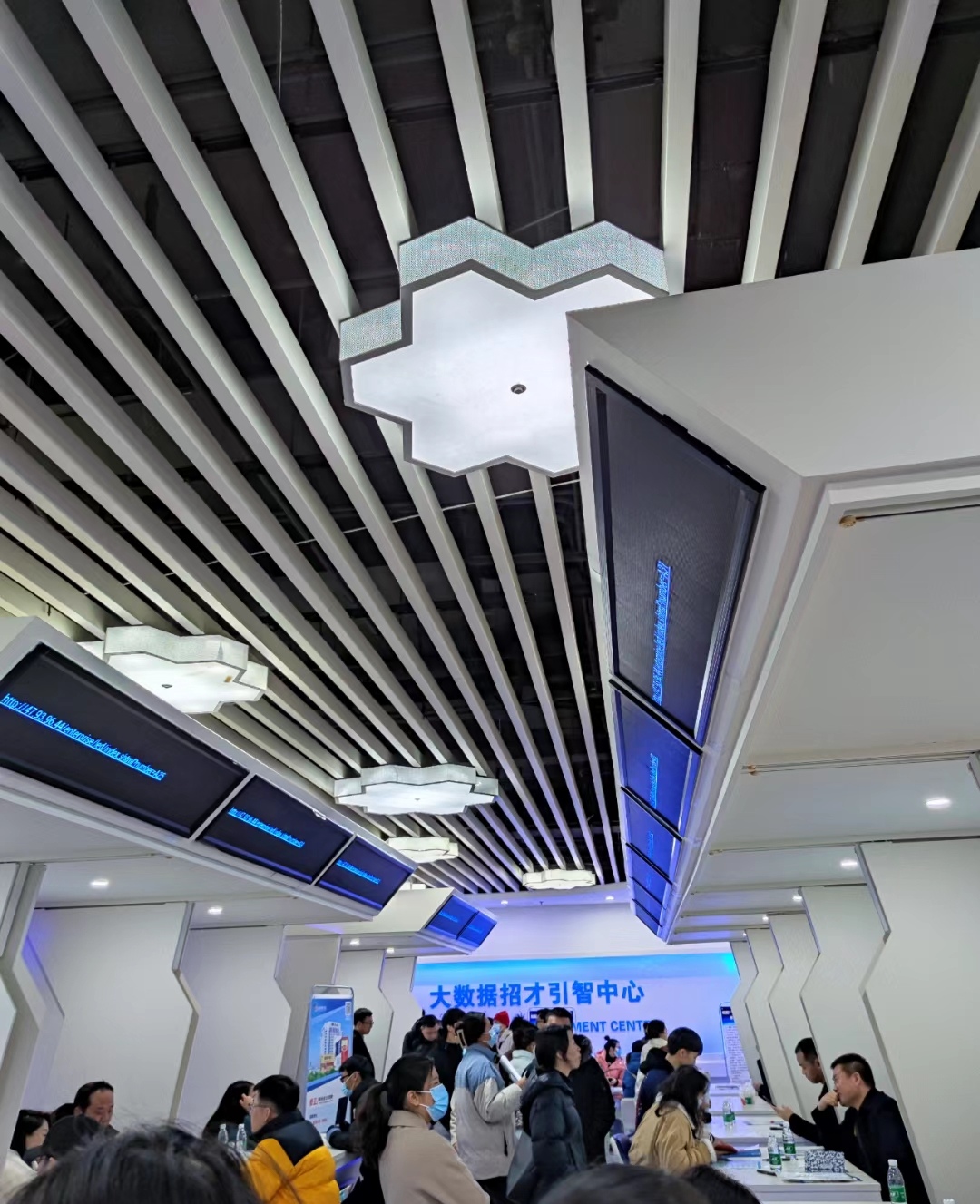 大学生如何协调与工作之间的关系,大学生毕业与家庭关系