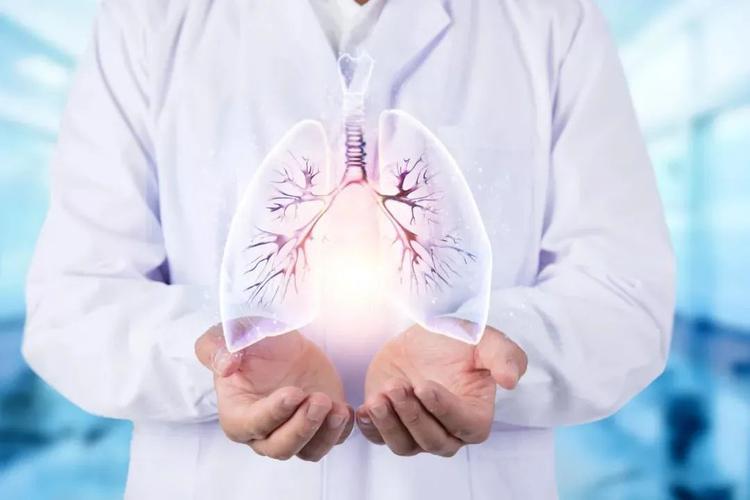 肺部积累痰液多久会产生病变,痰液粘稠带血是肺癌吗