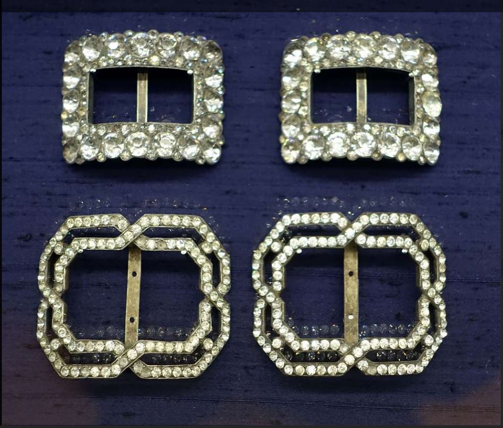 王公贵族的鞋扣，脚上也可以炫富