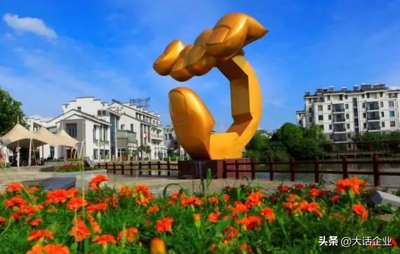 被誉“华夏第一钢村”，同样来自江苏，还位列9大“土豪村”之一