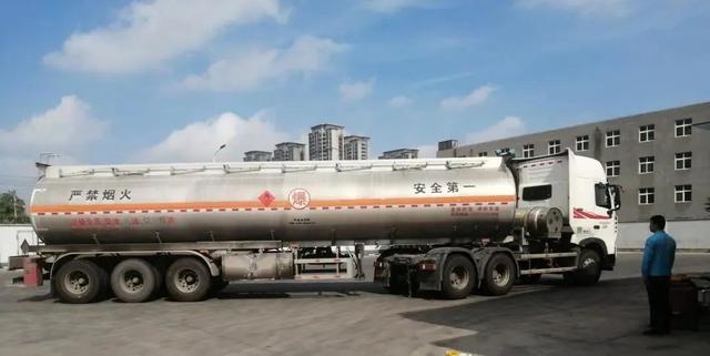 中石油和中石化哪个油更好,中石油与中石化哪个更划算