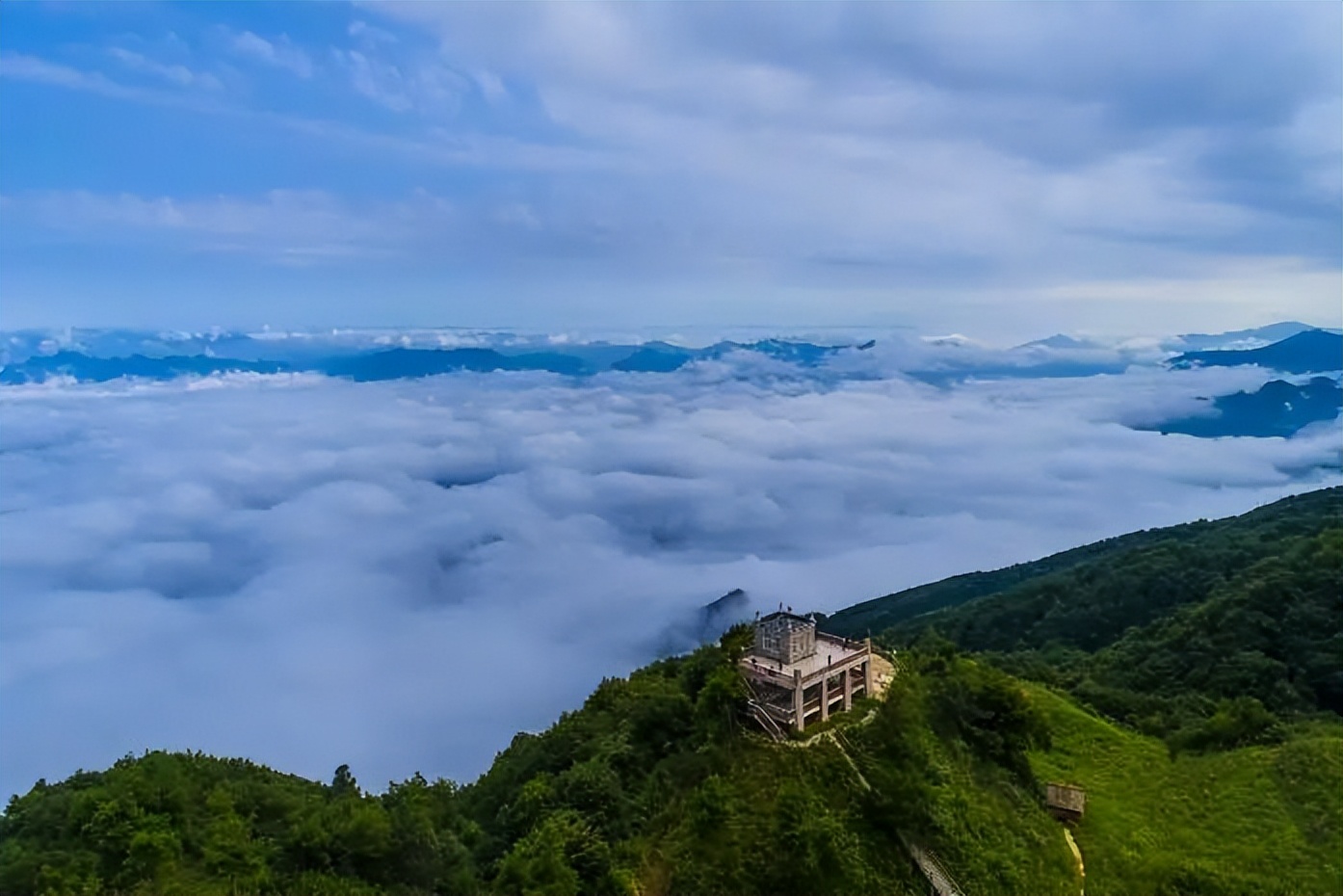夏天游玩路线,夏天旅游最佳路线推荐