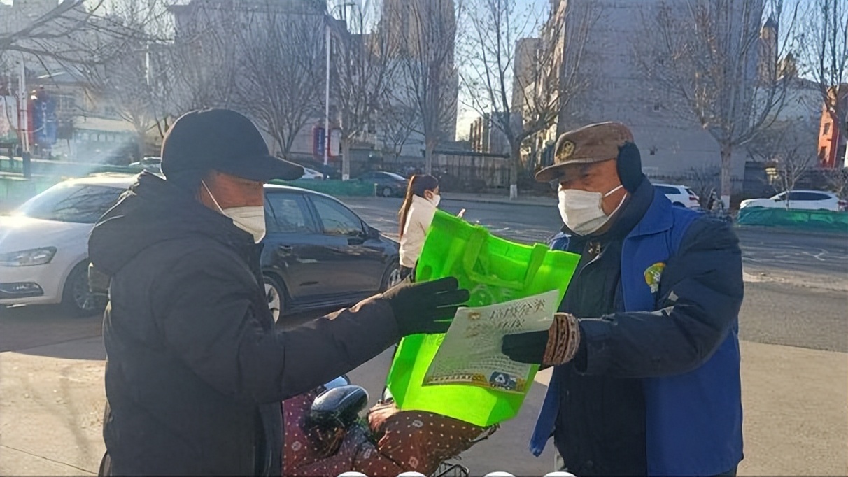 垃圾分类始于足下,垃圾分类进小区环保理念沁人心