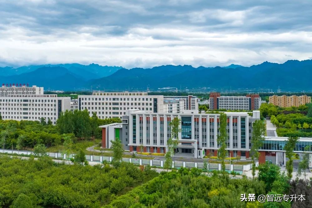 西安科技大学高新学院近两年各专业招录情况分析