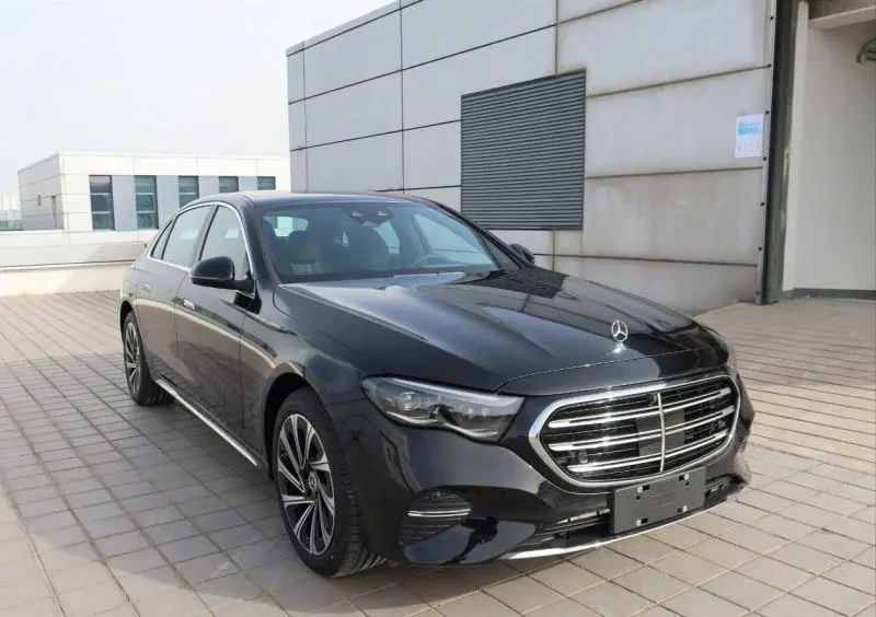 30天卖了16400辆，降幅达到6.08万，奔驰E级到底有多香？