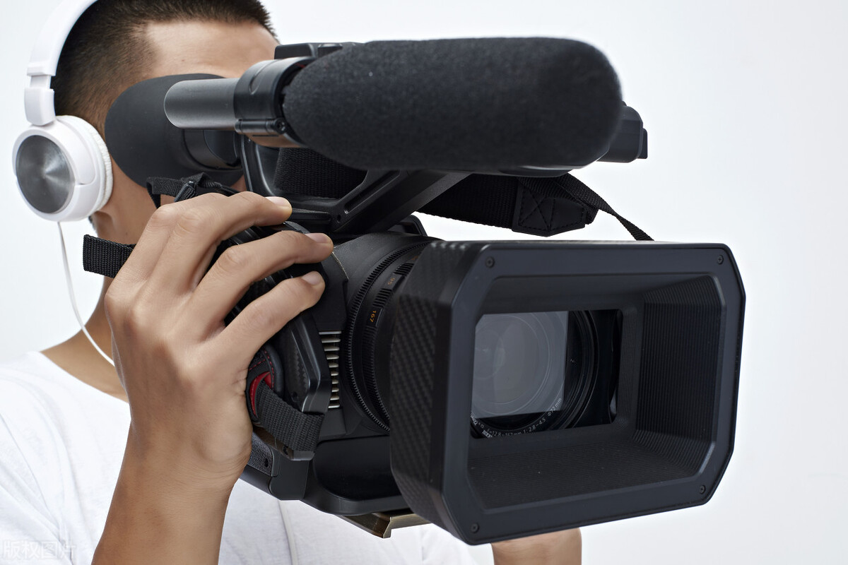 成都搭建直播间设备供应商,直播带货直播间设备搭建