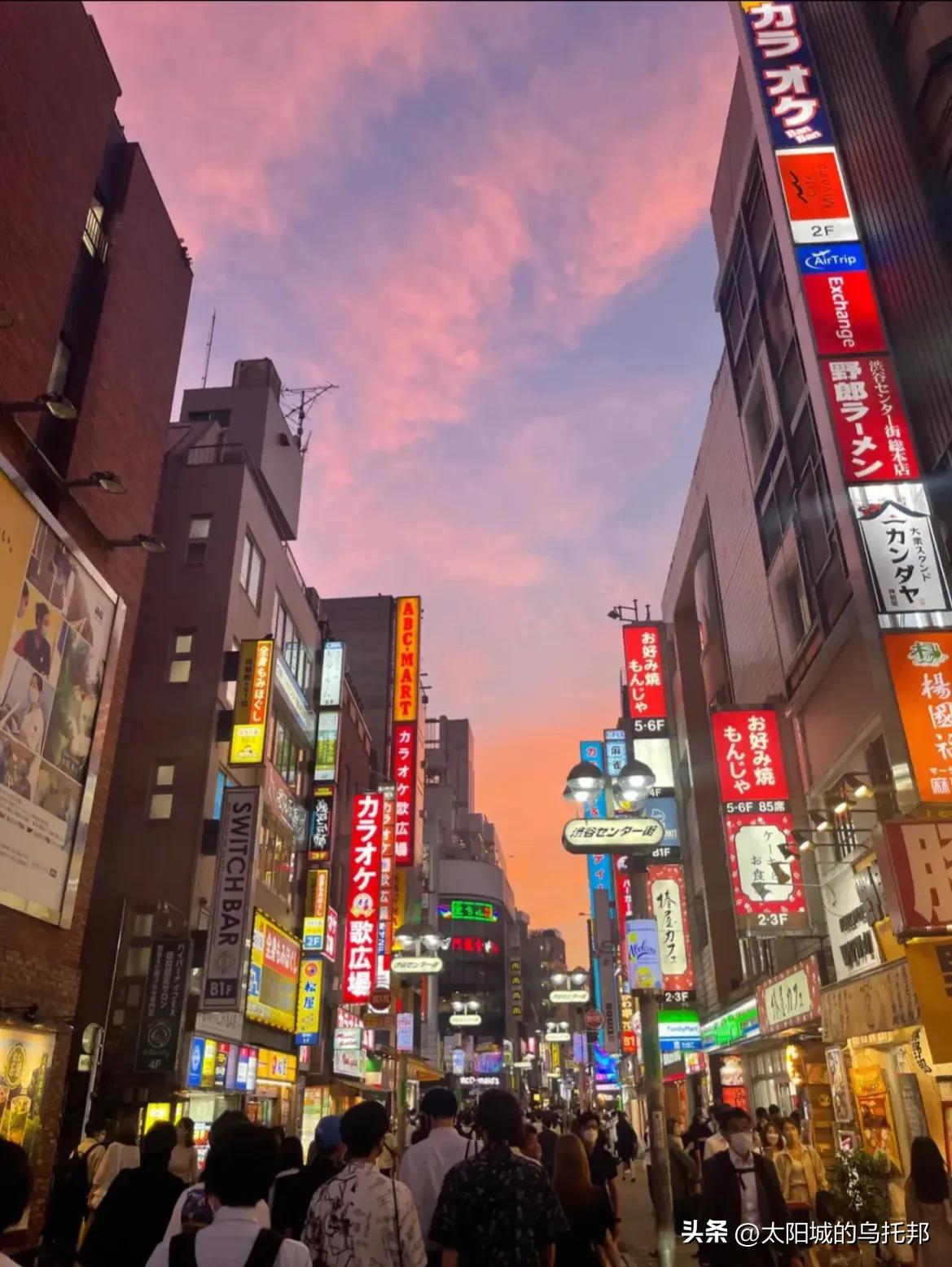 日本“中文标语”走红，中国人哭笑不得：建议好好学习汉语