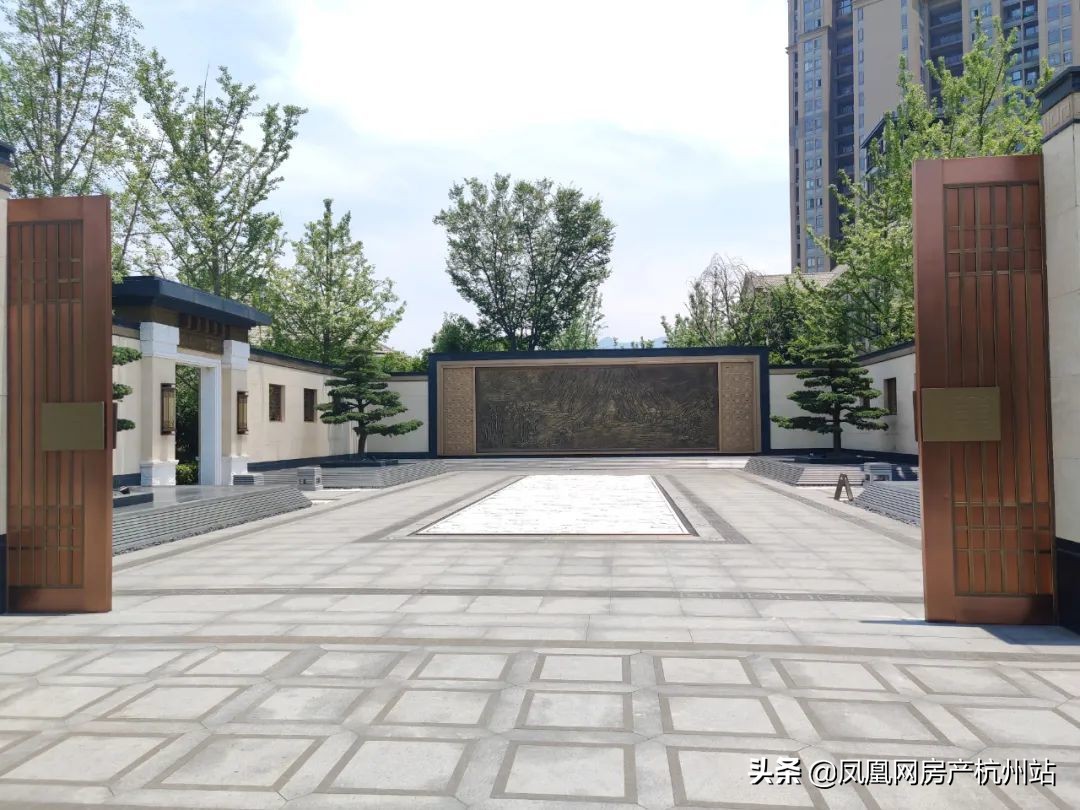 杭州上亿房子被卖,邻居房子低价售卖我该怎么办