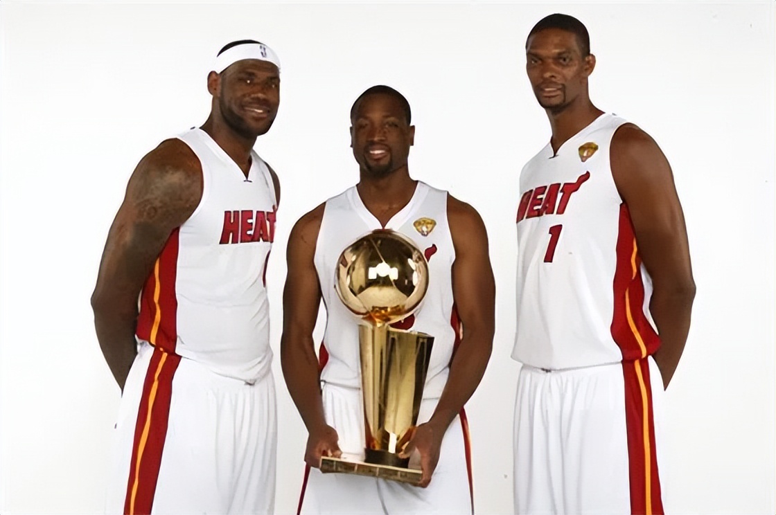 乔丹和詹姆斯谁更伟大完整视频,詹姆斯和乔丹巅峰时期谁最厉害