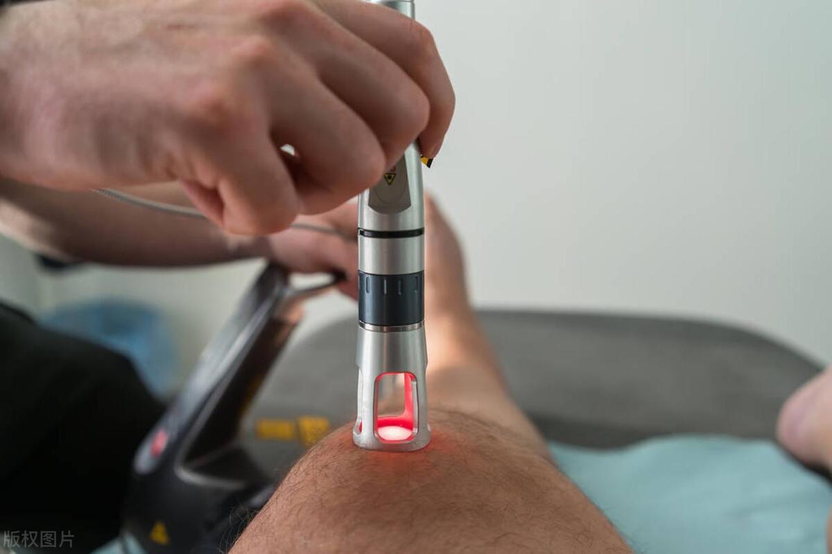 我孕12周，肛门处掉出个“肉球”，老公只担心孩子会受到影响