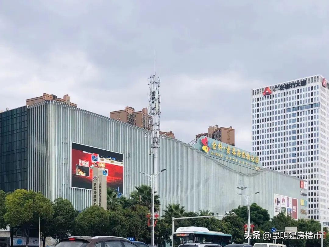 昆明爱琴海天空之城,昆明有几个爱琴海