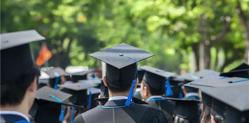 家长群乱象如何解决,家长群频频引发争议该不该组建