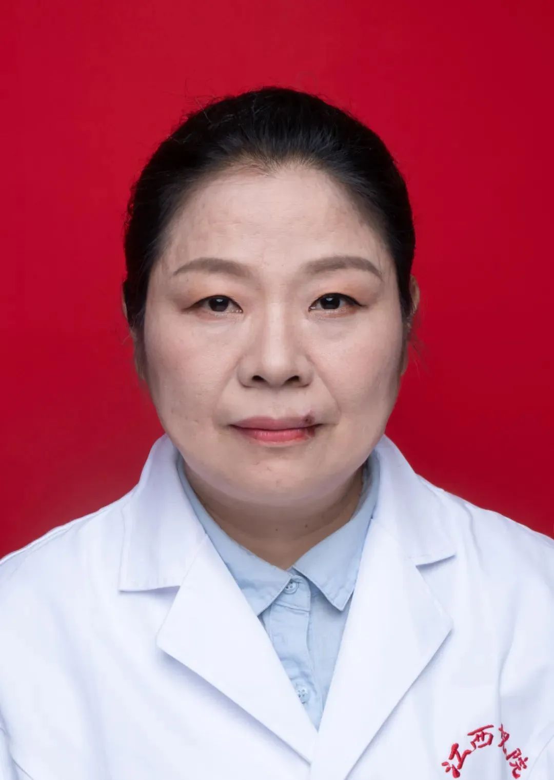 宝宝半夜突发耳痛警惕急性中耳炎,小孩半夜说耳朵疼是不是吓到了