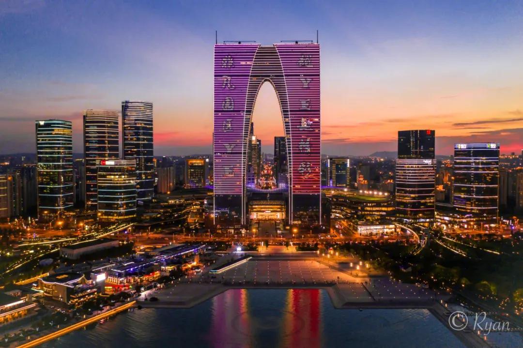 江苏的龙头城市是苏州还是南京,江苏的中心城市是苏州还是南京