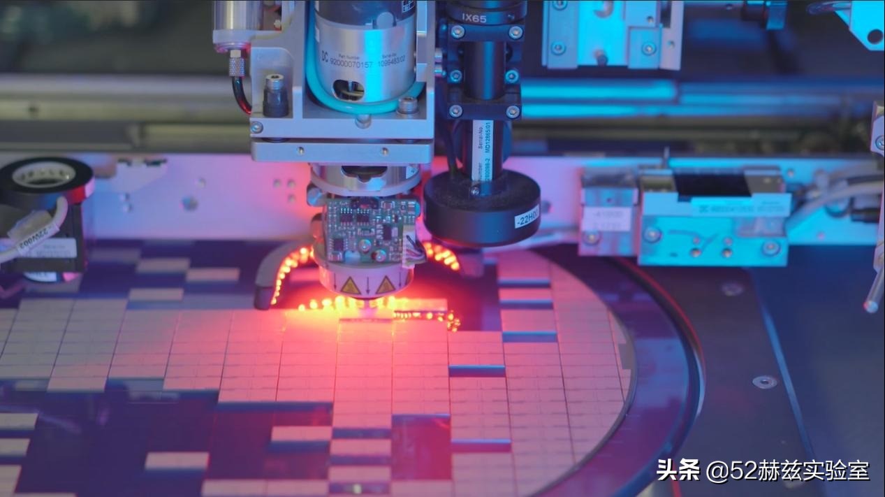 为什么只有阿斯麦可以做光刻机,阿斯麦凭什么造光刻机