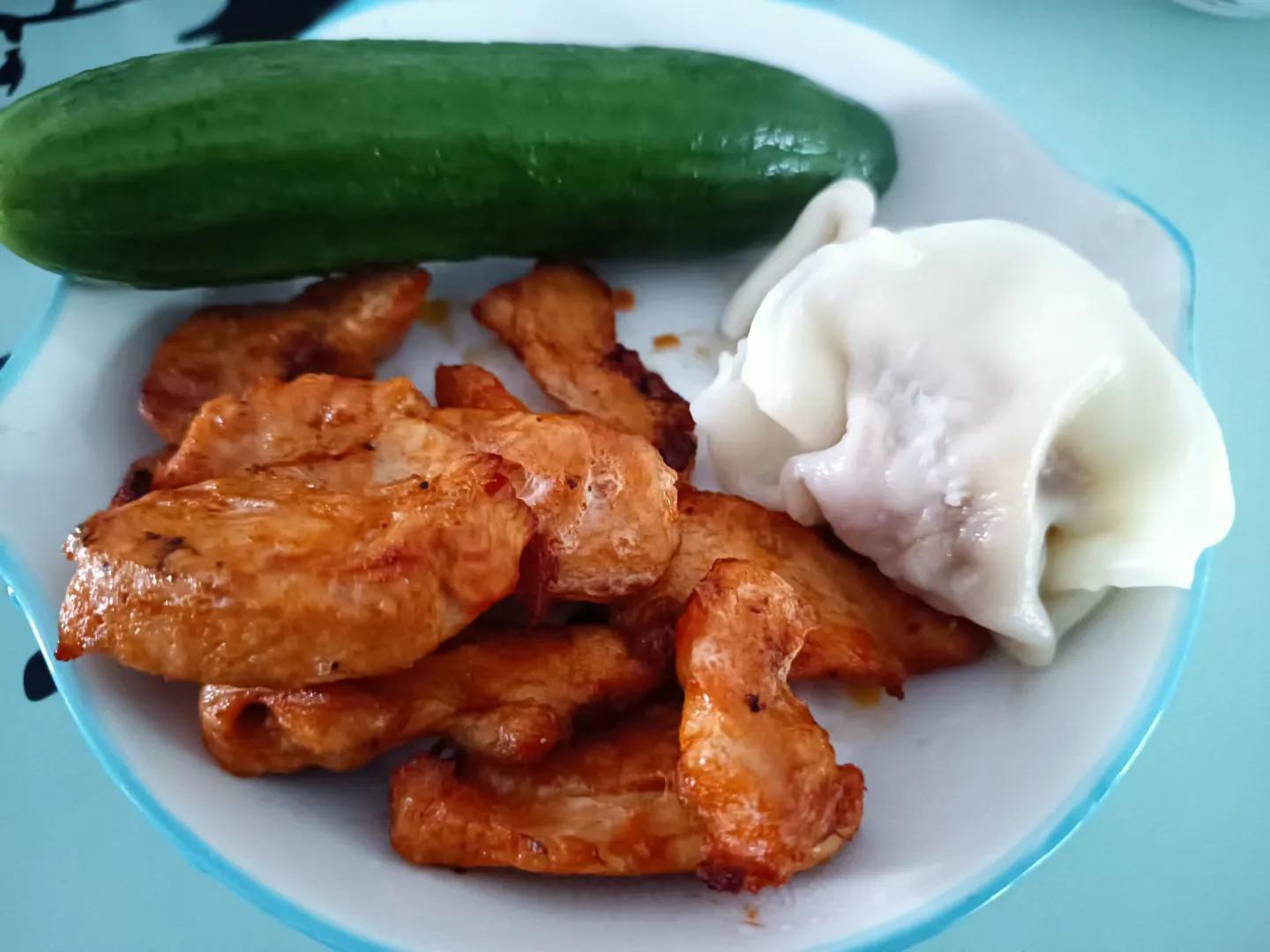 晚餐不吃主食一个月可以瘦多少斤,晚餐吃什么不长胖还掉秤