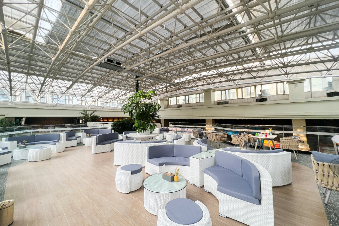 银河温泉双人水果温泉,泡汤泉免费吃水果