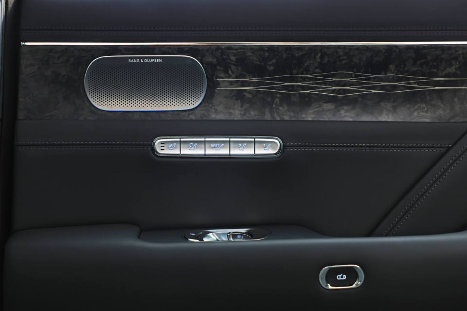 海川品车评测,捷尼赛思g90加长版试驾