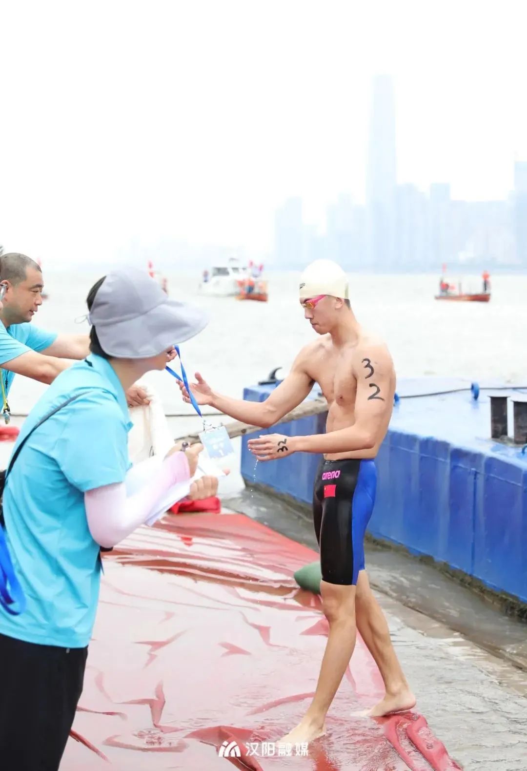 武汉有鸟巢吗,武汉鸟巢在哪