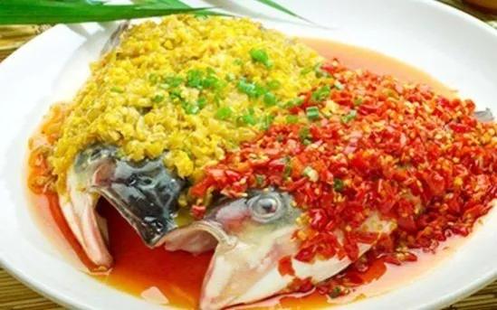 过年鱼头做法,分享一道剁椒鱼头家常做法