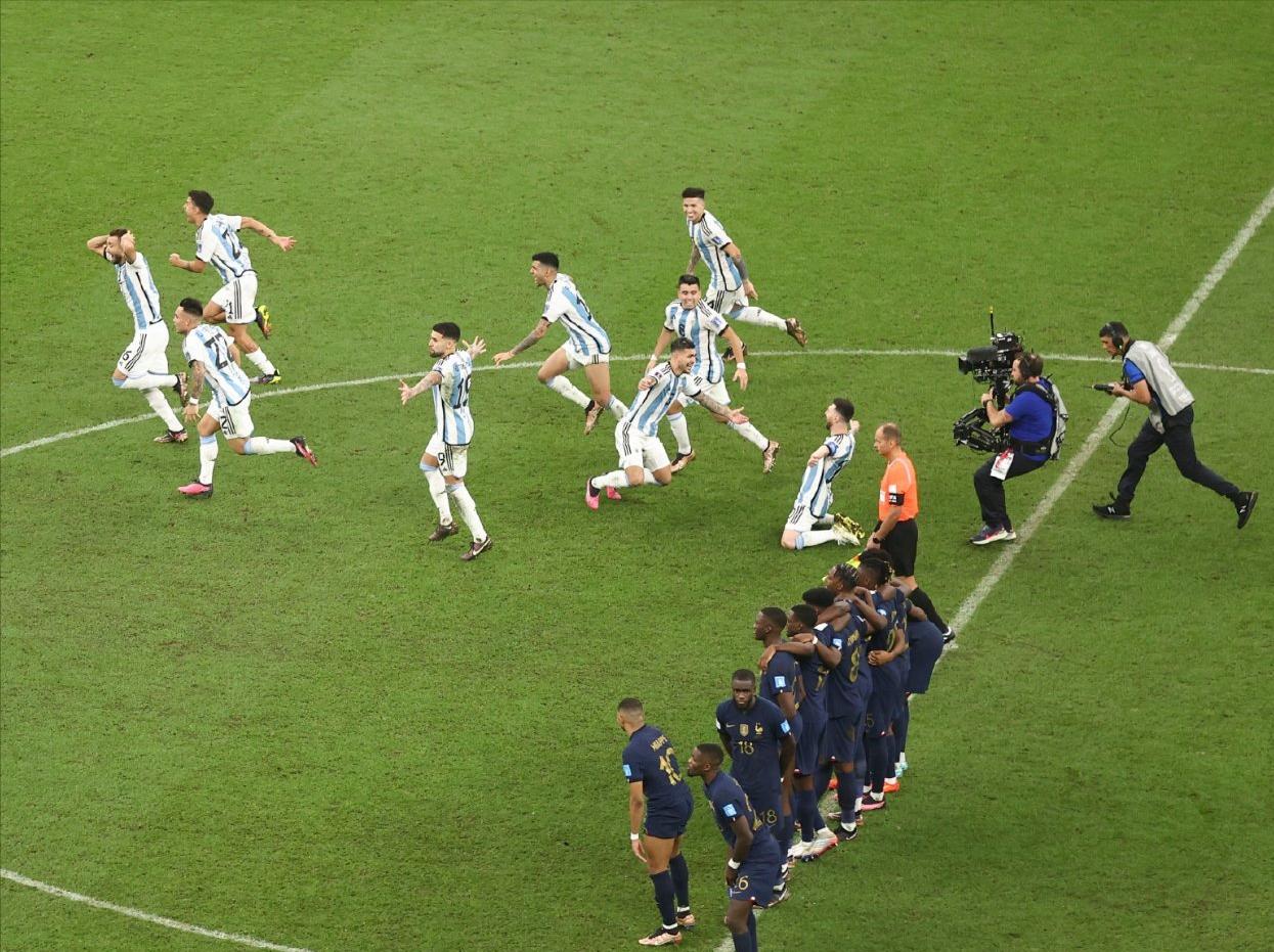 笑死！网友神评：阿根廷队战胜非洲雄狮法国队决赛全是黑人