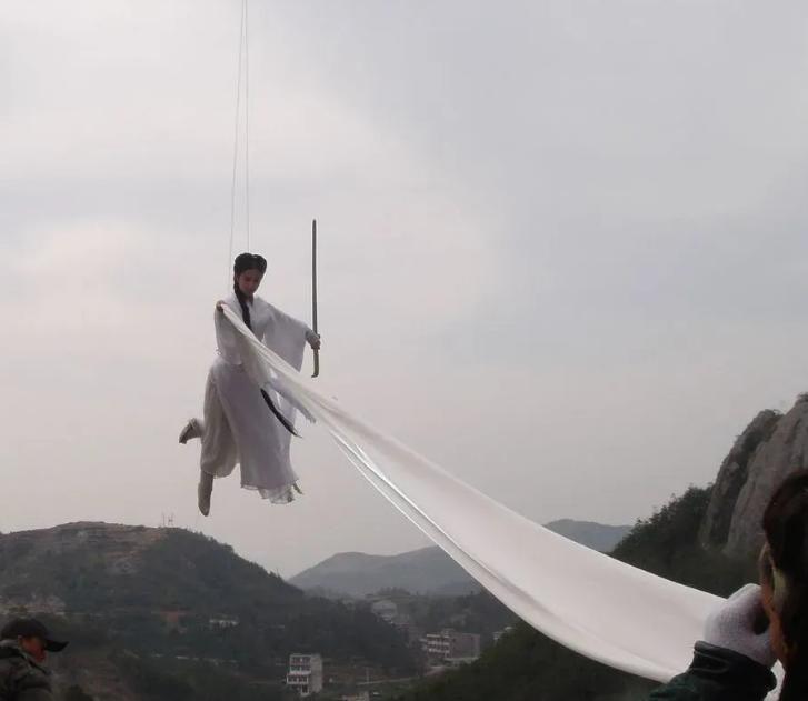 刘亦菲与朱一龙同台,朱一龙刘亦菲事件