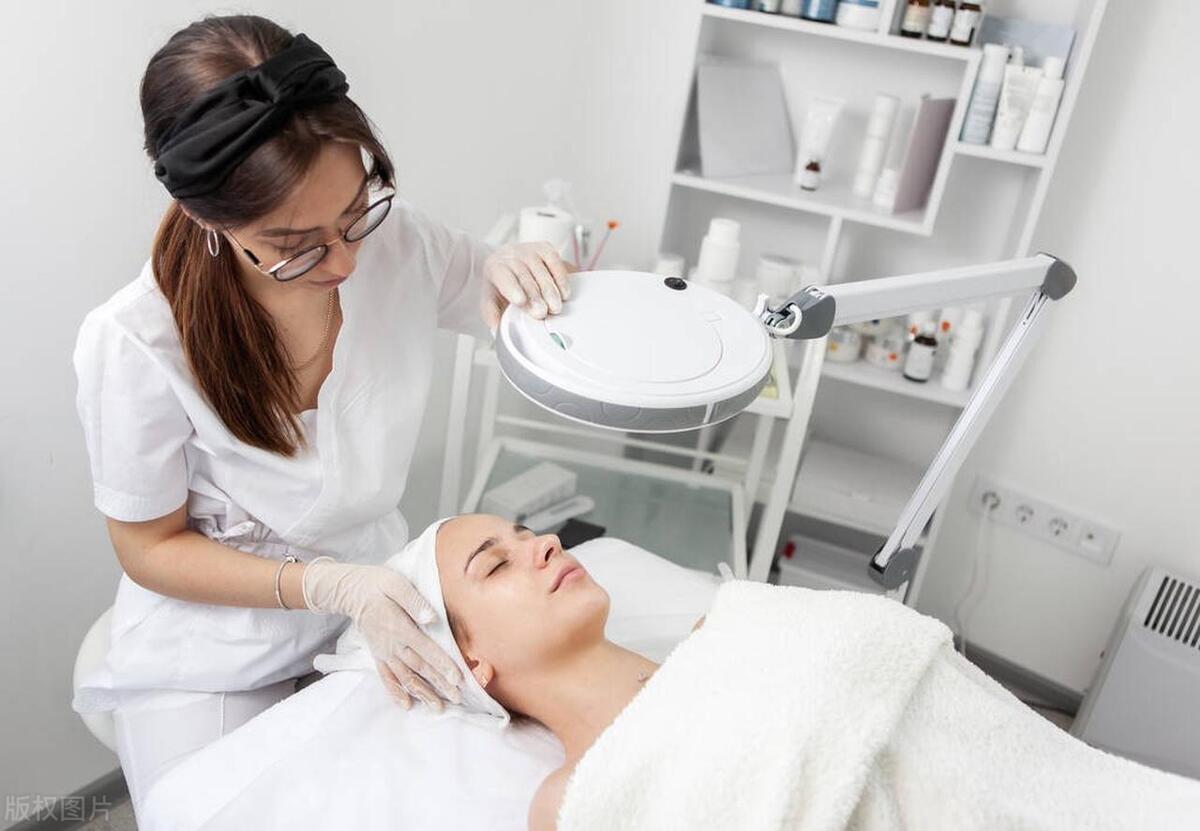 16岁儿童脸上长疮怎么办,16岁长痤疮怎么办