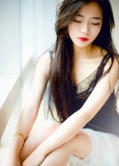 怎样淡化唇纹润唇,8种减少唇纹美白润唇的小技巧