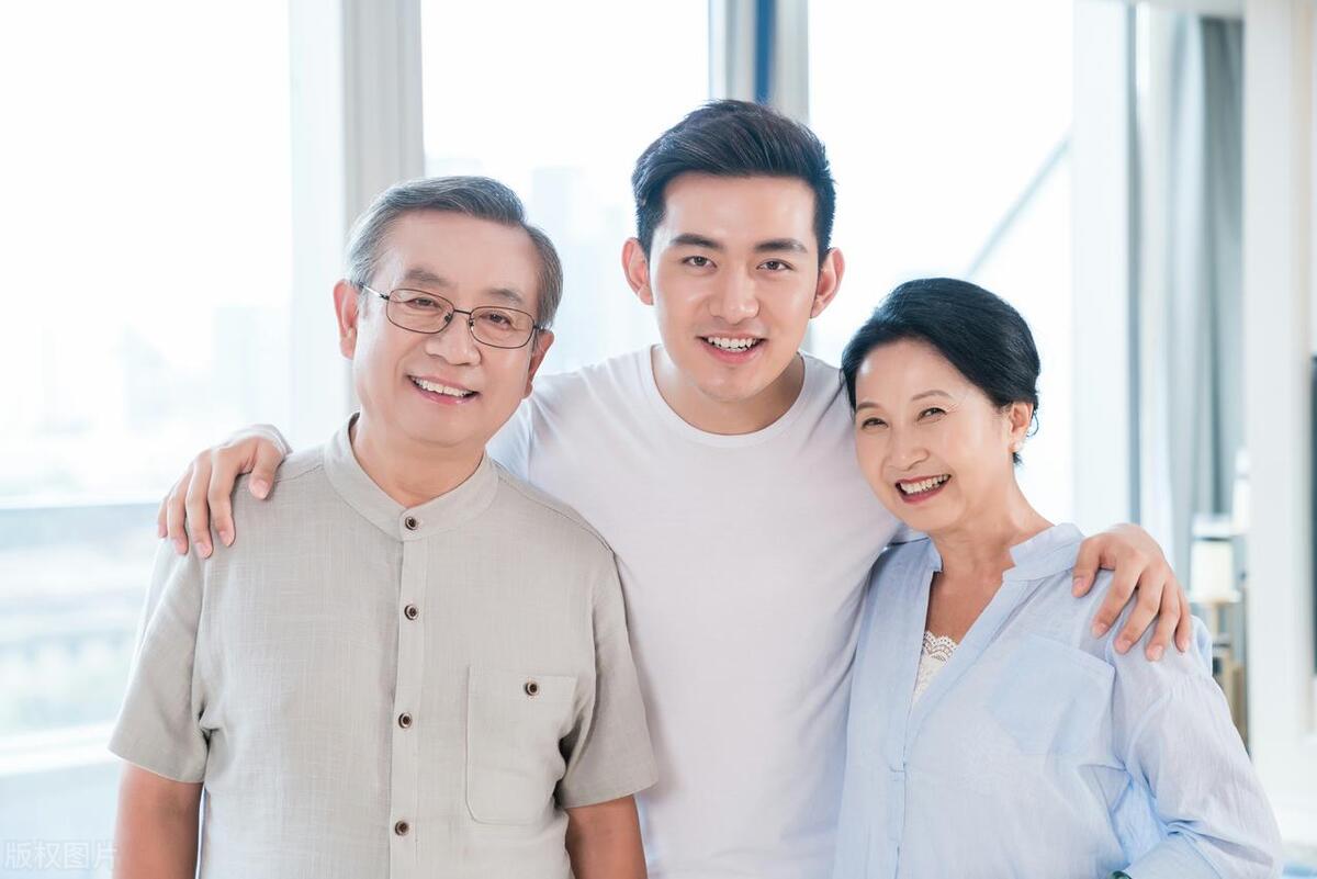 16岁儿童脸上长疮怎么办,16岁长痤疮怎么办