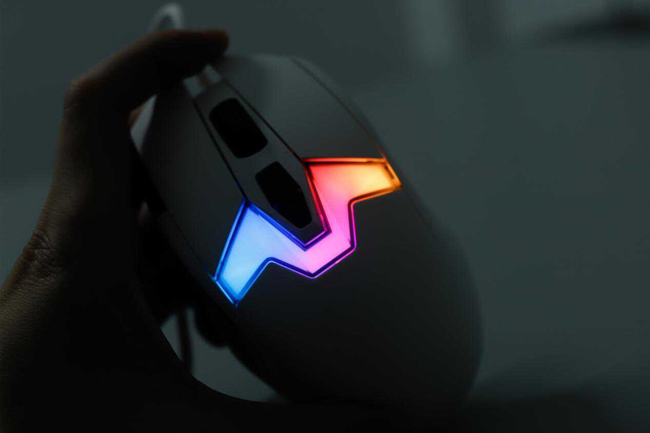 达尔优pm980鼠标,达尔优鼠标a950pro打游戏怎么样