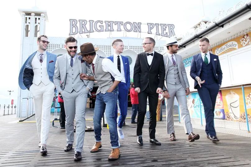 男士皮鞋搭配技巧正装,西装牛仔裤皮鞋搭配合理不