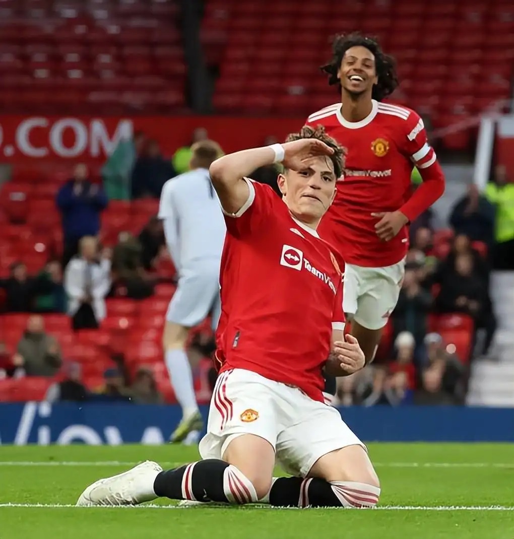 曼联2：1绝杀,曼联2-1逆转巴萨集锦詹俊