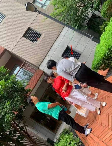 律师谈谢娜张杰买房跳单事件,张杰谢娜夫妇回应买房跳单