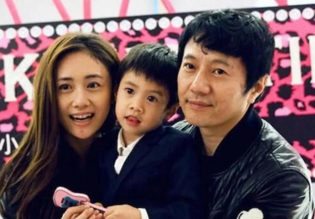 郑钧家庭教育方式,郑钧教孩子