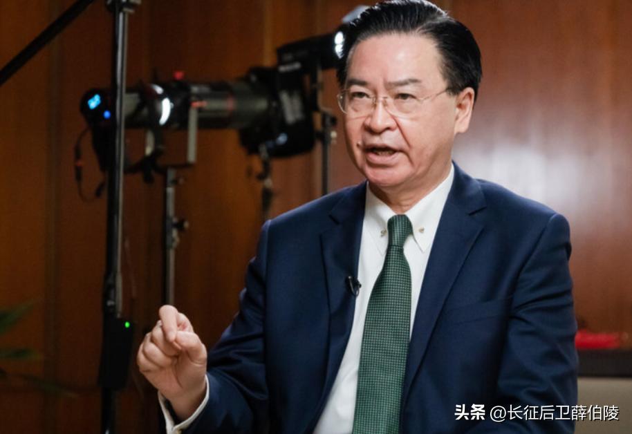 台媒体人谈解放军台海演练,解放军台海联合军事行动直播