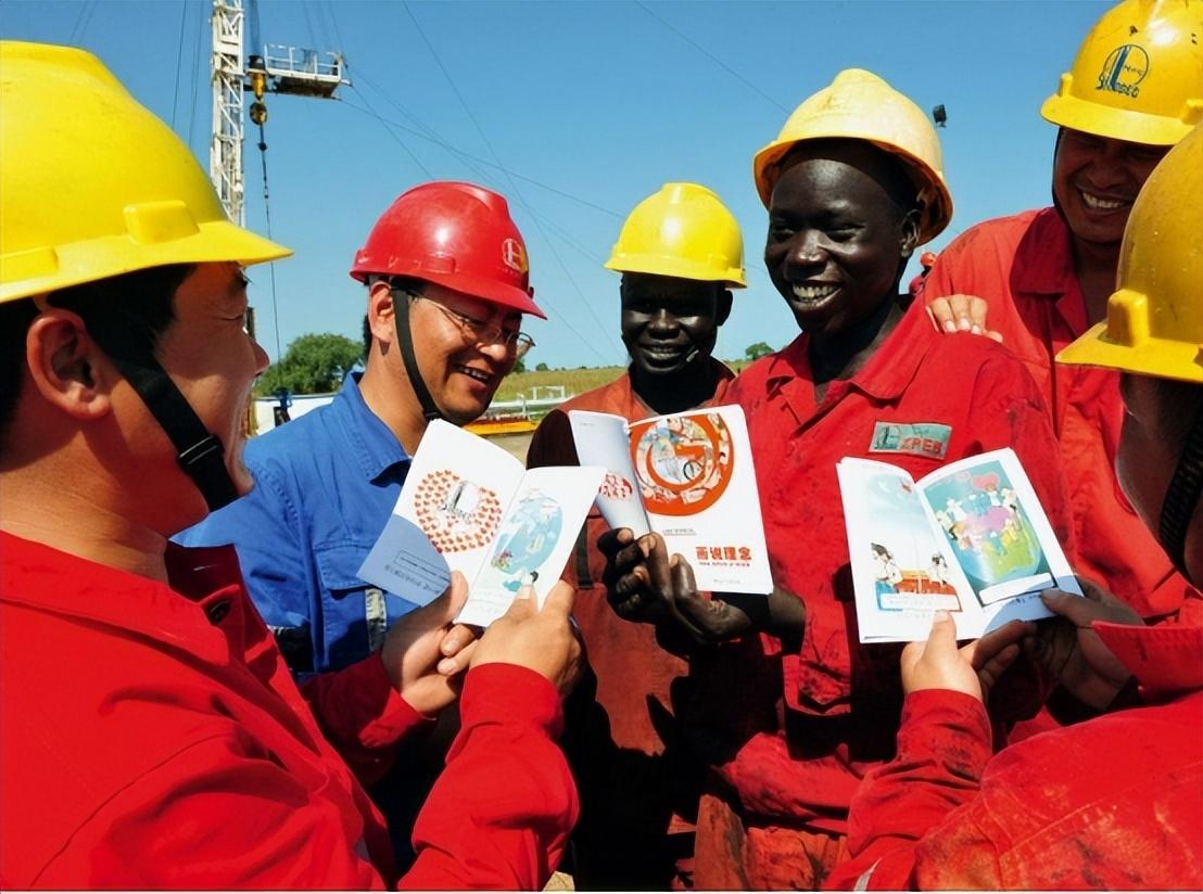 四川小伙娶黑人老婆，不仅没给彩礼还未见过丈母娘，现在怎样了？