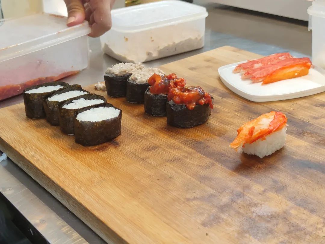 夜摊怎么摆摊赚钱,夜摊最便宜的生意是什么