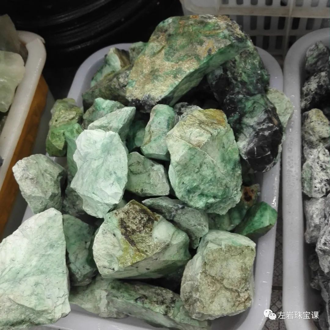 左岩宝石真假,左岩的珠宝怎么样