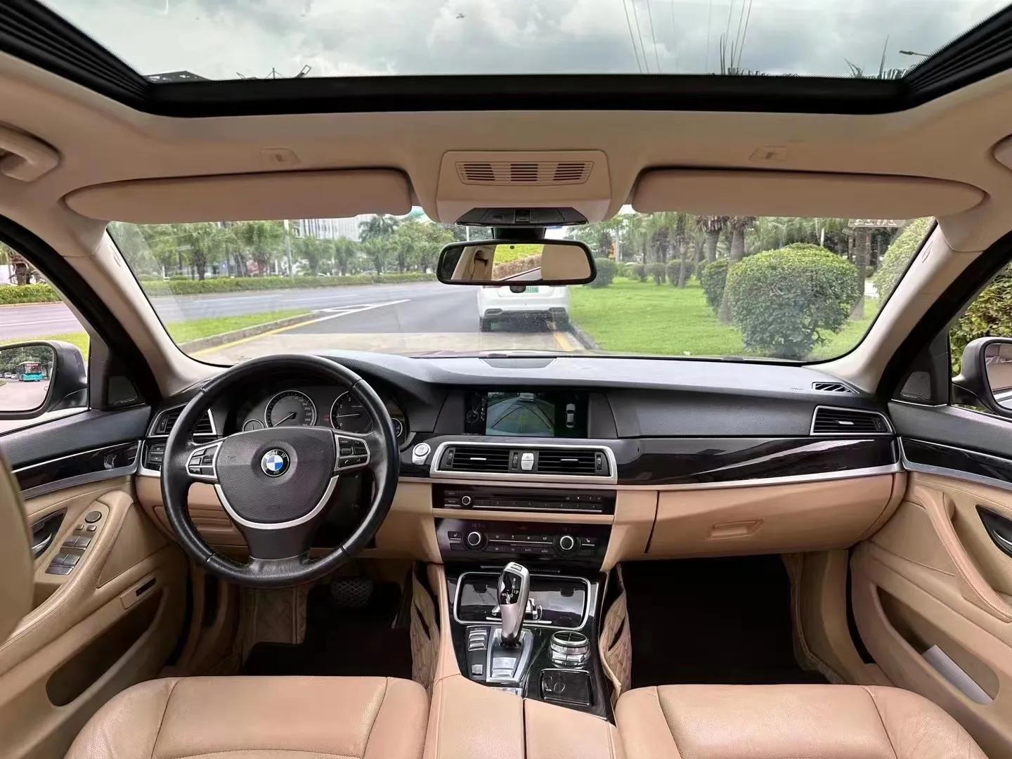 宝马525Li2.0T自动豪华版,宝马525li2.0几缸